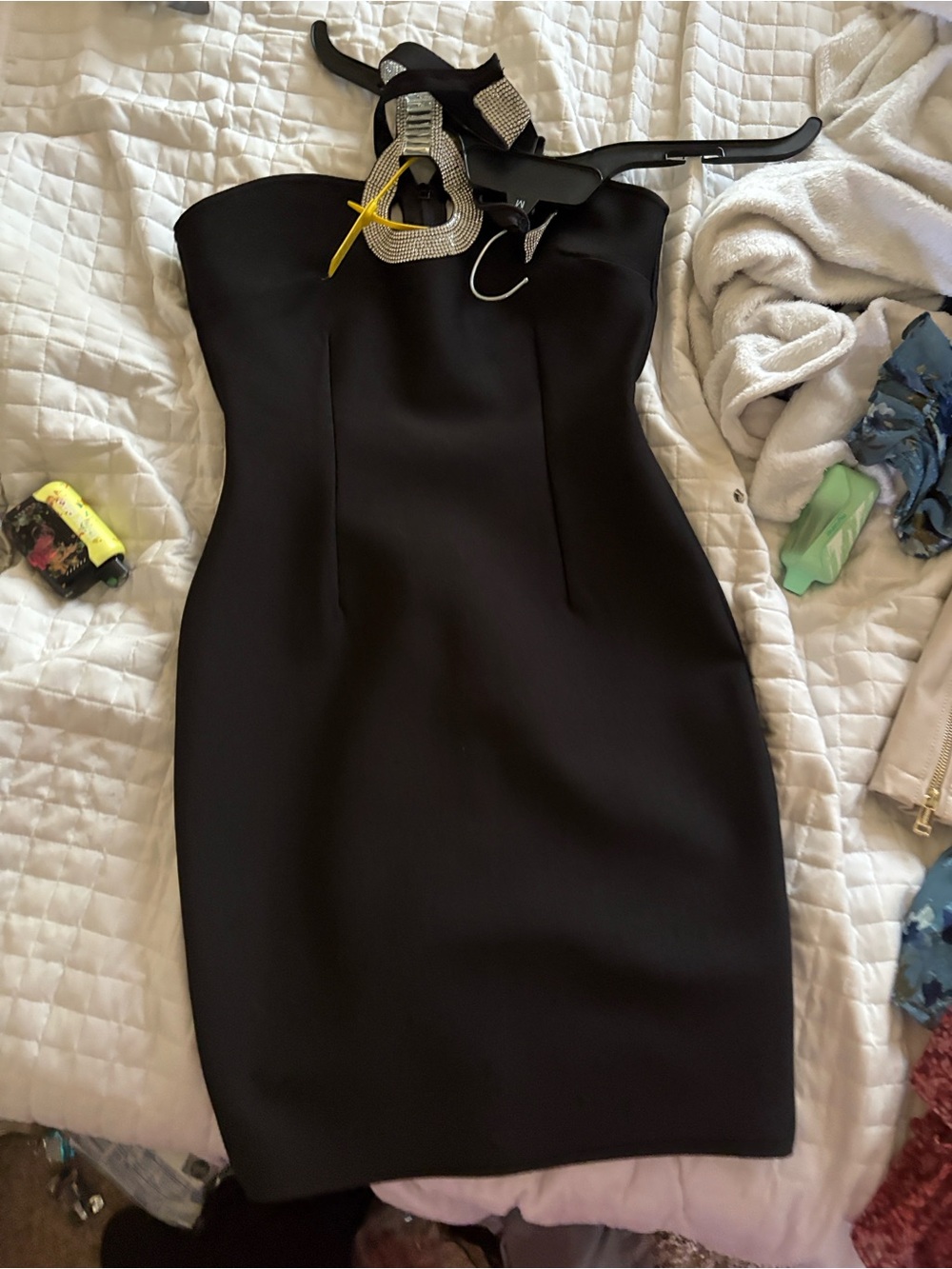Elegant Black Strapless Sheath Dress